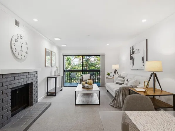 226 W Edith Ave APT 33, Los Altos, CA 94022