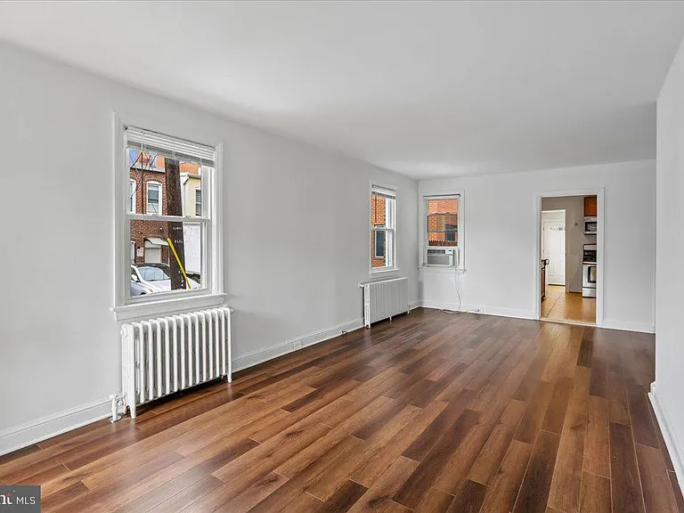 108 Baggett Pl — Photo 3