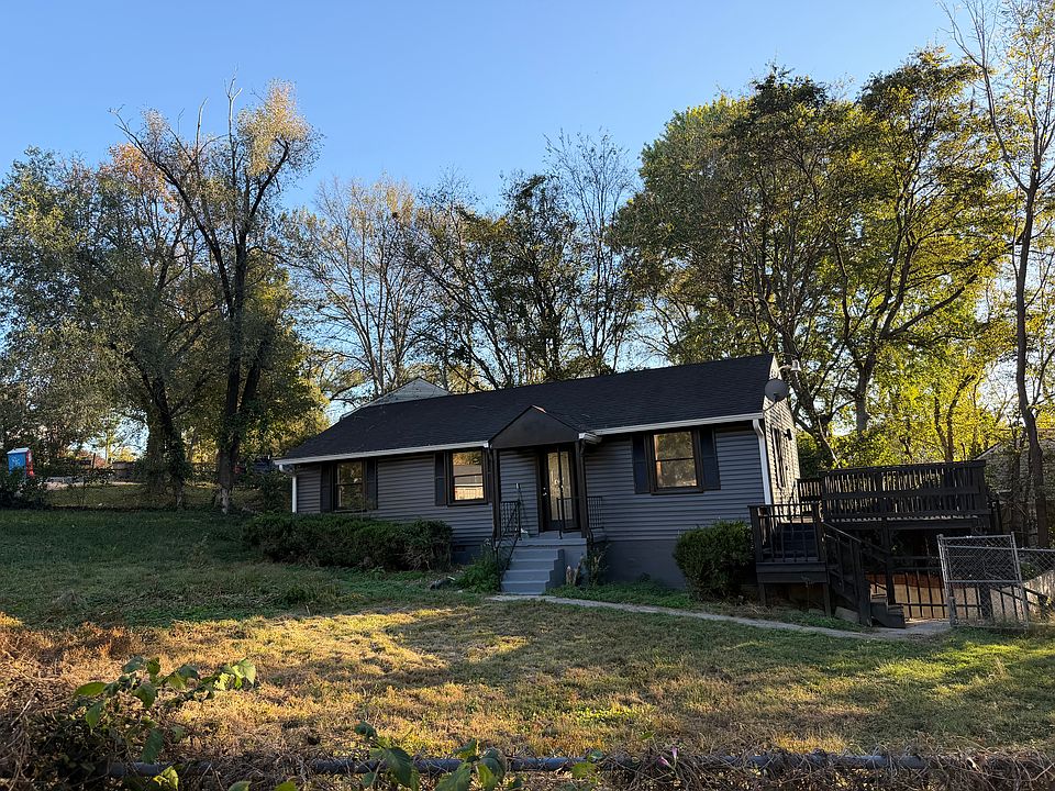 1st image of 700 S 15th St
