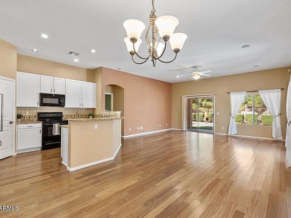 4th image of 16714 N 50TH Way