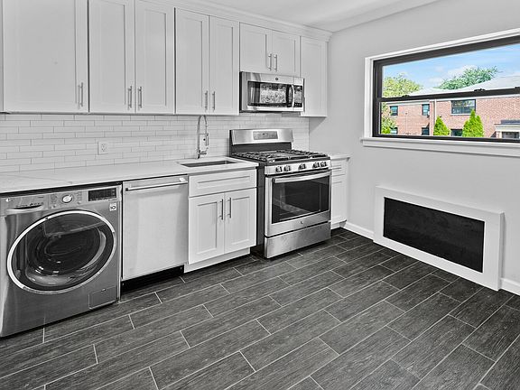 5th image of 219-10 75th Ave Floor 2