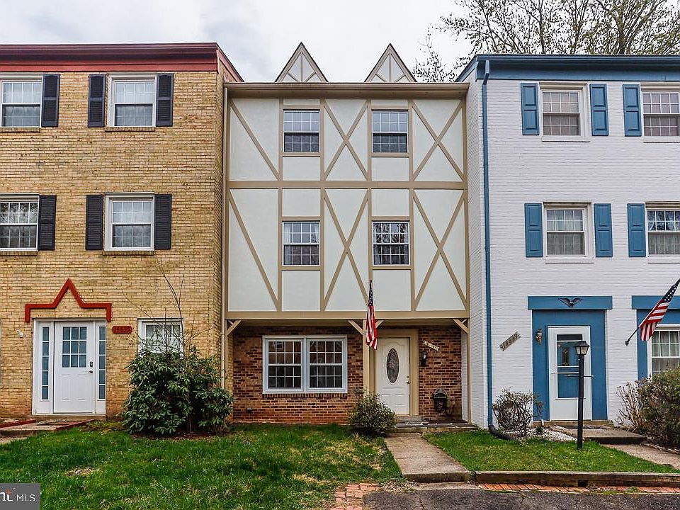1st image of 14837 Leicester Ct