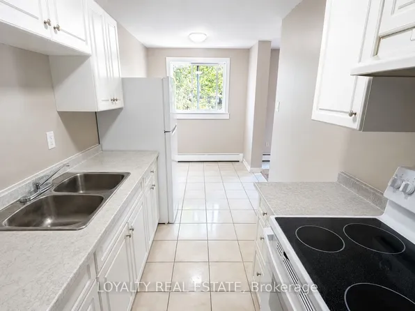 601 Barber Ave N #306, North Perth, ON N4W 1S4
