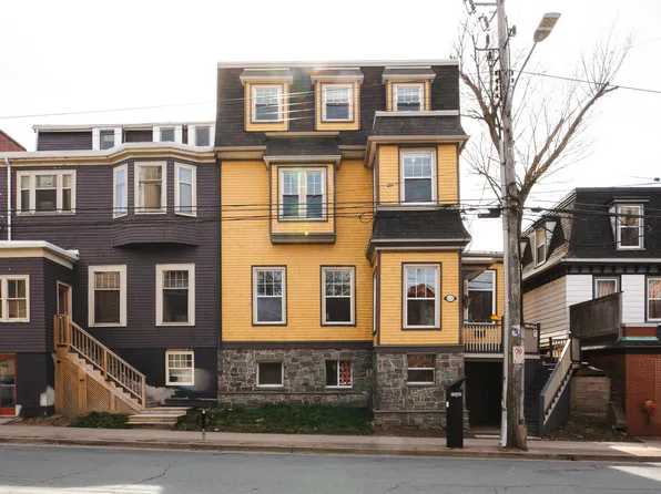 1278 Queen St, Halifax, NS B3J 2H4