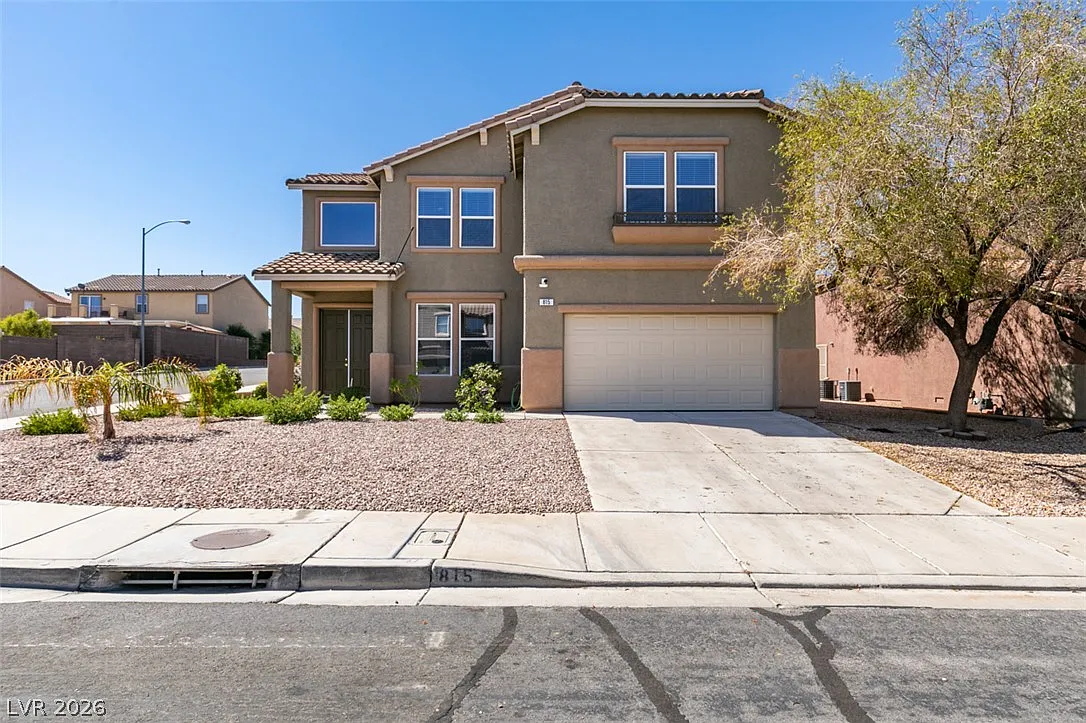5 bed, 3.0 bath, 2996 sqft, $2,800 — Photo 1