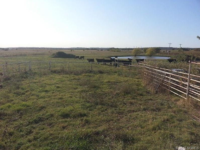 2nd image of 3005 N 160th Rd