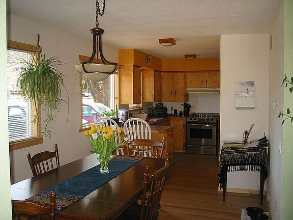 Dining/Kitchen