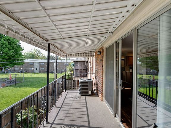 4th image of 204 Hampton Dr