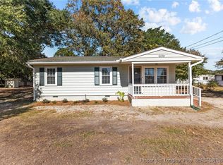 6122 Pine St, Fayetteville, NC 28311