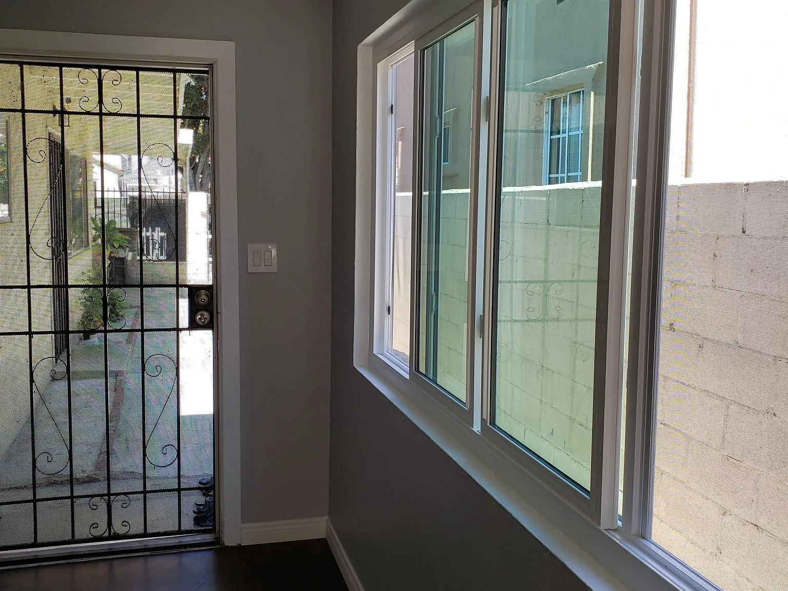 2 bed, 700 sqft, $2,250 — Photo 1
