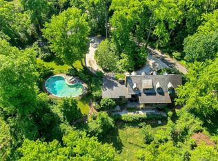 21 Woods Rd, Palisades, NY 10964