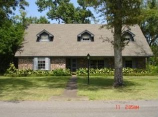 1710 Longfellow Rd, Orange, TX 77630