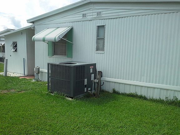 3rd image of 56 Hatteras Ave