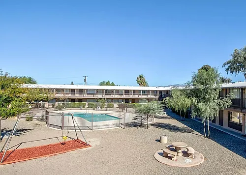 The Axis - Tucson Apartments Photo 1