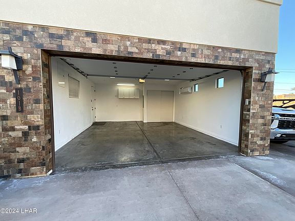 2nd image of 649 Avenida Laredo #101A