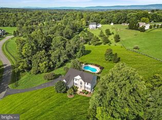 37008 Elaine Pl, Purcellville, VA 20132