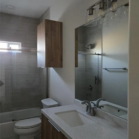 2912 E Israel Ave #D — Photo 13