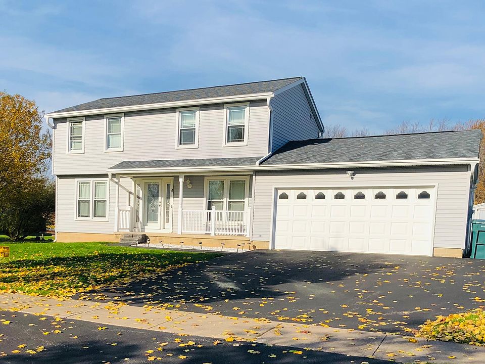 1st image of 4 Saveria Dr