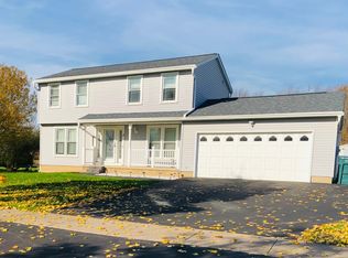 4 Saveria Dr, Hilton, NY 14468