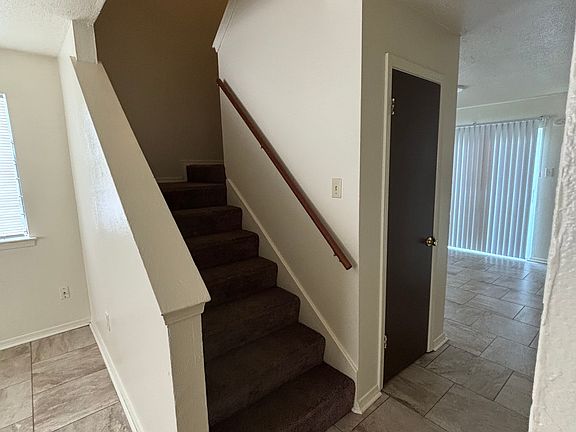 4th image of 4105 Lac Bienville Dr APT A