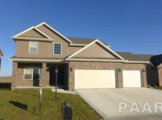 11300 N Sycamore Creek Dr, Dunlap, IL 61525