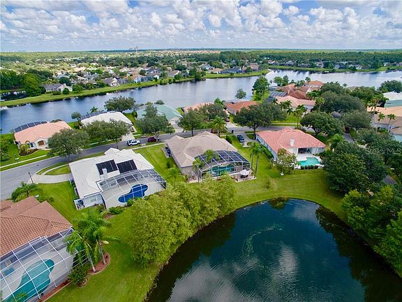 Home For Sale In Hunters Creek