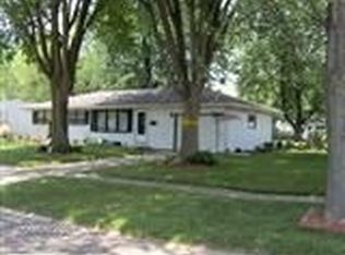 3018 McAfee Dr, Hobart, IN
