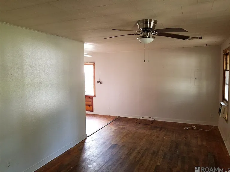 3567 Charles St — Photo 16