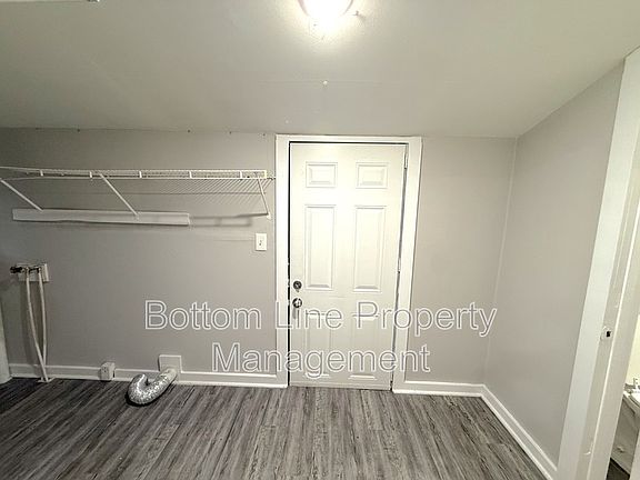 4th image of 917 N Oakland St