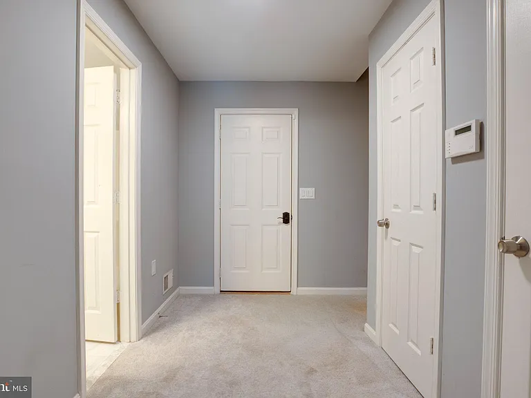 2914 Oakton Crest Pl — Photo 54