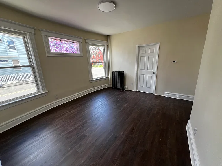 64 Eaton Pl #2 — Photo 12