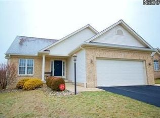 2309 Saddlebrook Ln, Cortland, OH