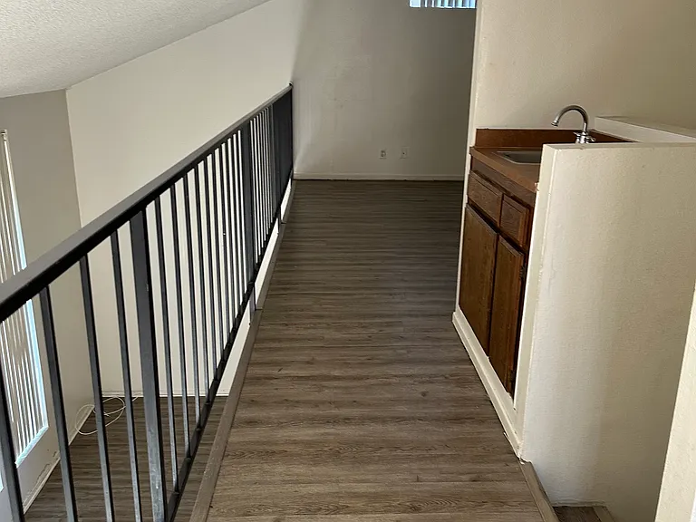 244 E Thornton Ave #13 — Photo 5