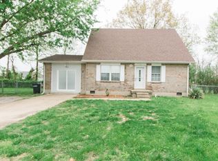 114 Daffodil Ct, Radcliff, KY 40160