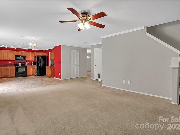 3rd image of 2532 Sweet Birch Ct