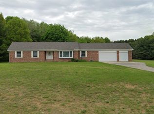 8586 Smiths Creek Rd, Wales, MI 48027