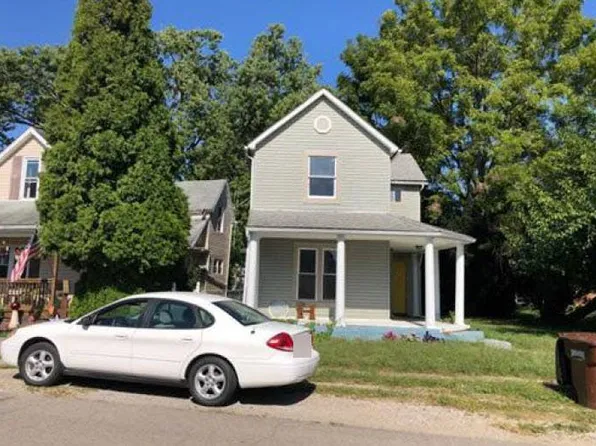 205 Hocking Ave, Logan, OH 43138