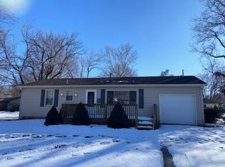 601 NW Gibson Rd, Lees Summit, MO 64063