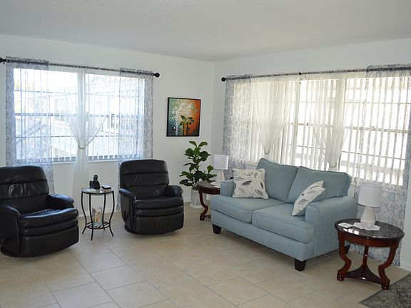 2nd image of 347 Windsor O