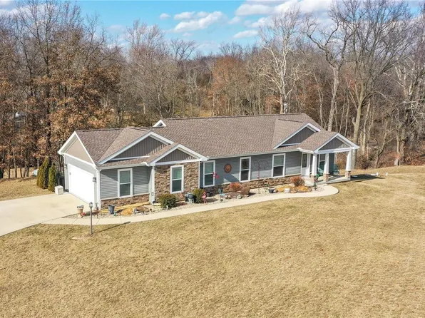 25730 Kensington Knl, Dow, IL 62022