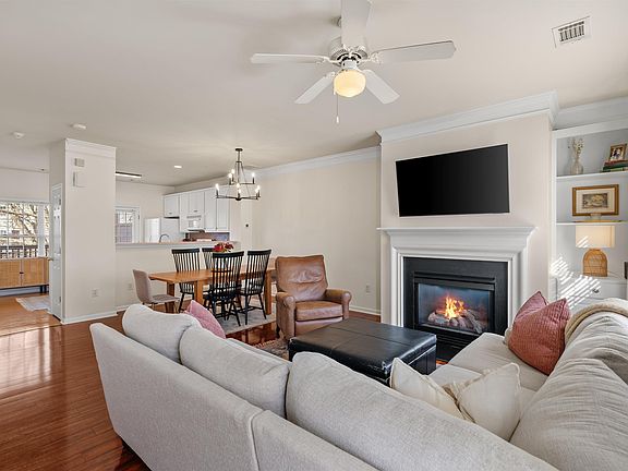 4th image of 620 Montreux Dr Unit 14D