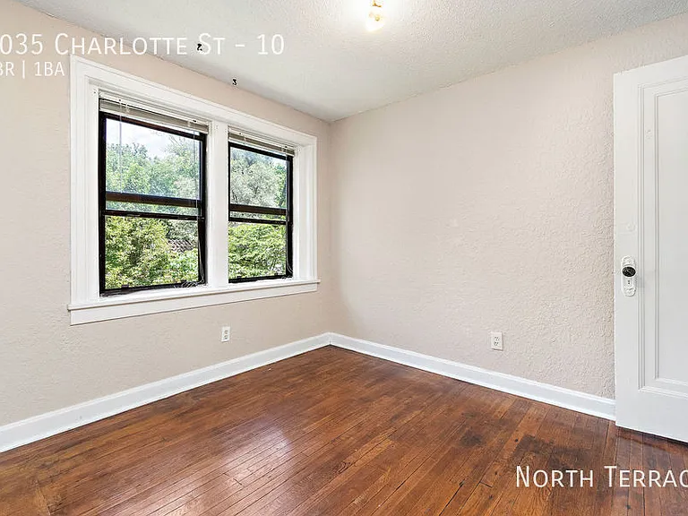 4035-4039 Charlotte — Photo 28