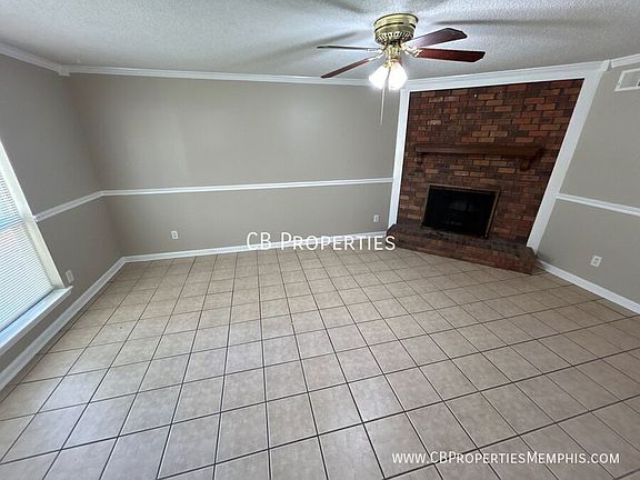 4th image of 2235 Oldfield Dr