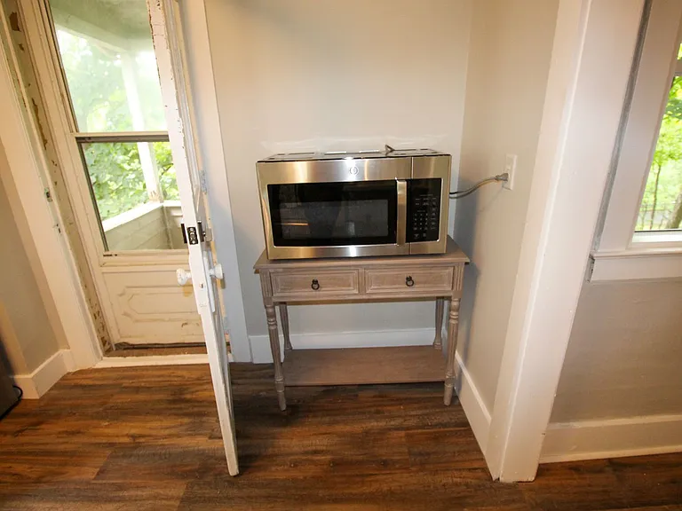 522 Stewart Ave — Photo 16