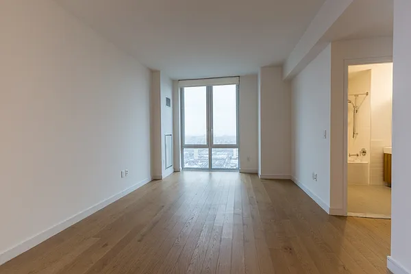 Rented by Stonehenge NYC LLC | media 5