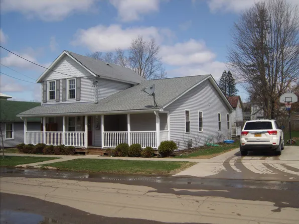 99 Friendship St, Bolivar, NY 14715