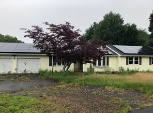 122 Dart Hill Rd, South Windsor, CT 06074