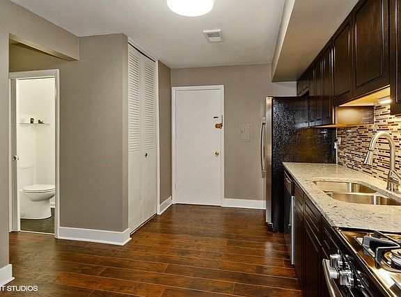 3rd image of 7724 Woodward Ave #14-8G