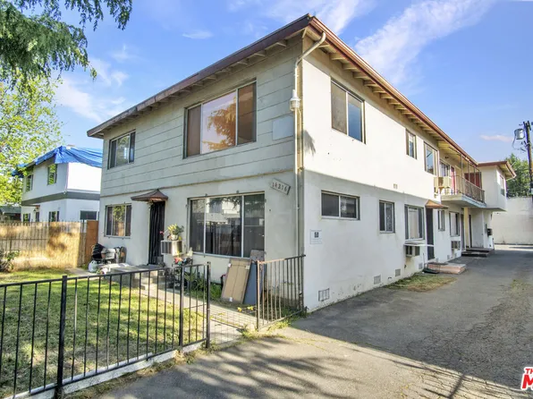 14216 Calvert St, Van Nuys, CA 91401