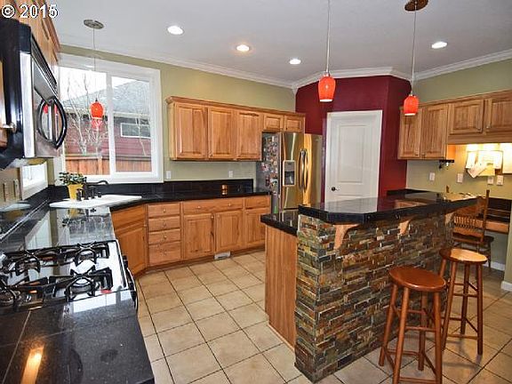 2nd image of 9516 NE 103rd St